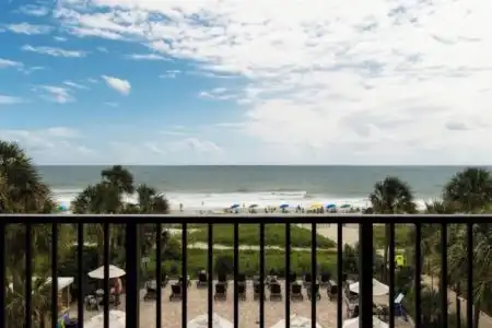 Breakers Resort - 42