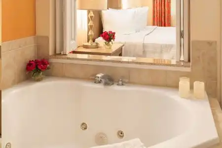 Floridays Orlando Two & Three Bed Rooms Condo Resort - 17