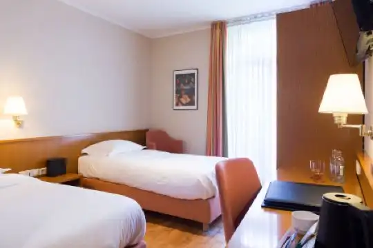 Perrin - Former Carlton - 62