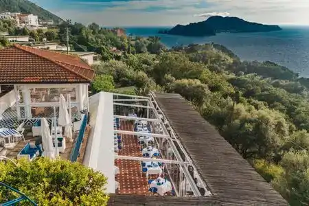Gocce Di Capri Resort - 1