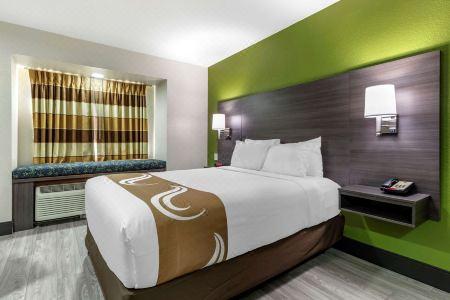 Quality Inn & Suites Longview I-20 - 18
