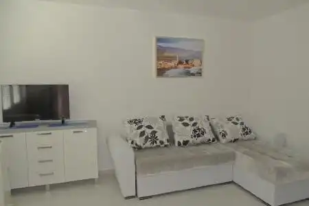 Apartments Danijelle 1 2 3 - 1