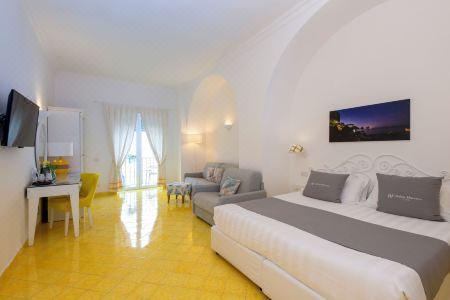 Relais Maresca Luxury Small - 0