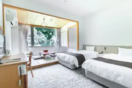 Yuyado Kuttari Onsen Lake Inn - 2