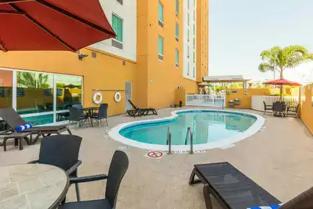 Hampton Inn by Hilton Queretaro Tecnologico - 4