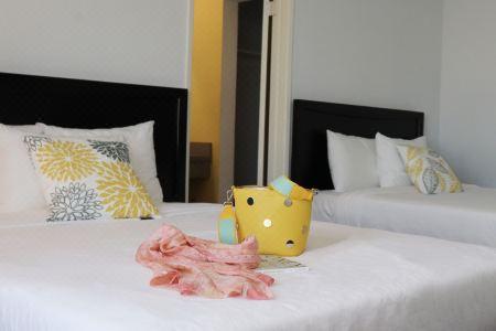 Hometel Suites - 19