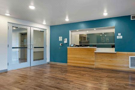 WoodSpring Suites Orlando Airport - 2