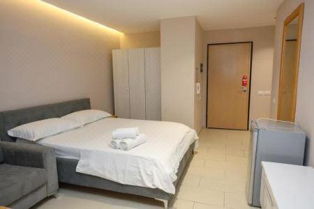 Adria - 8