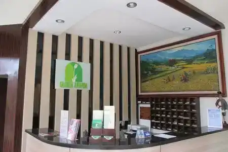 Gloria Amanda - 2