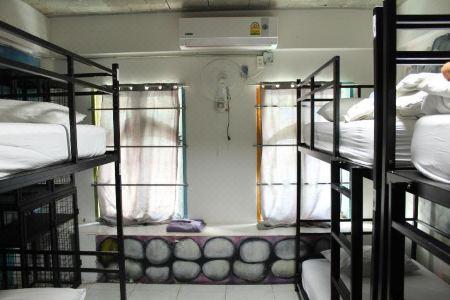Slumber Party Hostel Phuket - 13