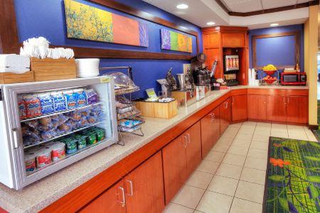 Fairfield Inn & Suites Laredo - 8