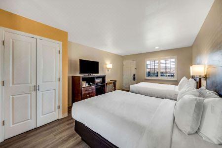 Comfort Inn Boardwalk - 71
