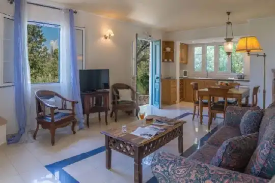 MELIKIRON LUXURY APARTMENTS - 36