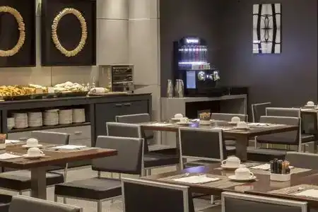 AC Gijón by Marriott - 8