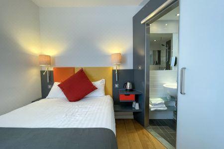 Four Points Flex by Sheraton Cardiff - 55