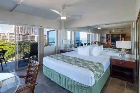 Waikiki Shore by OUTRIGGER - 10