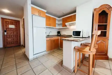 Beverly Hills Suites - Excels & Resorts - 13