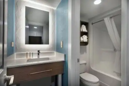 Breakers Resort - 31