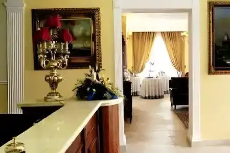 D'Angelo Palace - 4