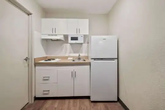 Extended Stay America Suites - Miami - Airport - Blue Lagoon - 29