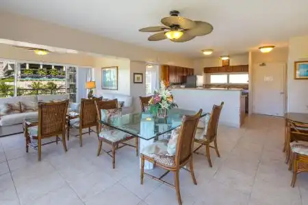 Waikiki Shore by OUTRIGGER - 38