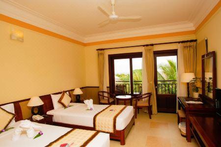 Golden Coast Resort & Spa - 54