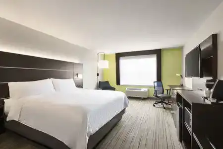 Holiday Inn Express & Suites SARASOTA EAST - I-75 by IHG - 10