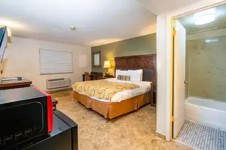 Sevilla Inn Kissimmee- Near Disney - 11