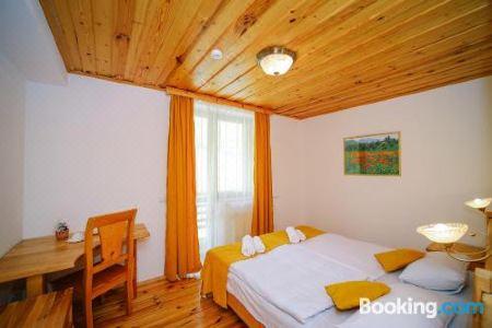 Alpenhaus Kazbegi & Restaurant - 20