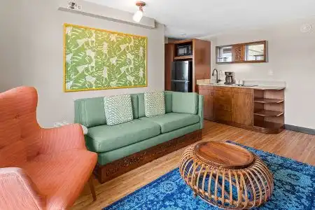 Castle Bamboo Waikīkī - 23