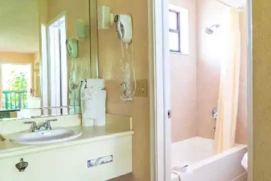 Ft. Lauderdale Beach Resort - 12