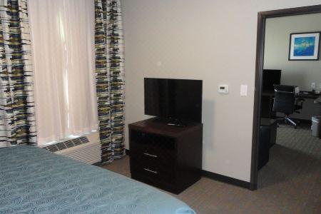 MainStay Suites Midland - 26