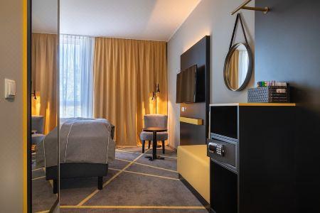 Holiday Inn - the niu, FURY ASCHHEIM MESSE by IHG - 58