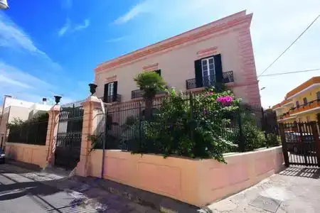 Palazzo Castriota - 3