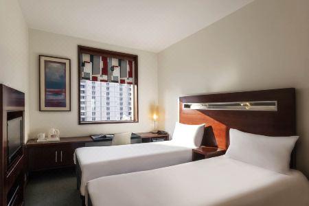 Ibis World Trade Centre - 13