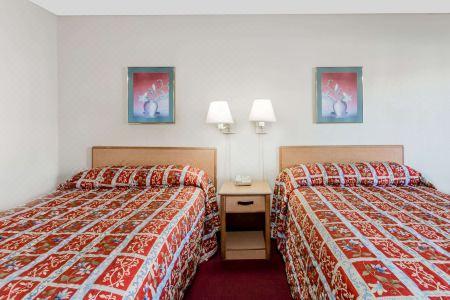 Knights Inn Fredericksburg - 5