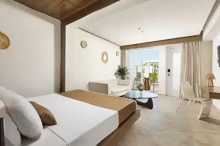 So White Beach Resort - 3
