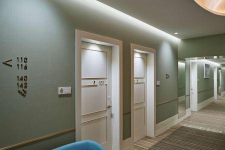 De Bonart Naples, Curio Collection by Hilton - 8