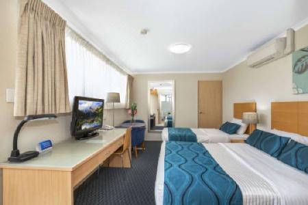 Best Western Airport 85 Motel - 29