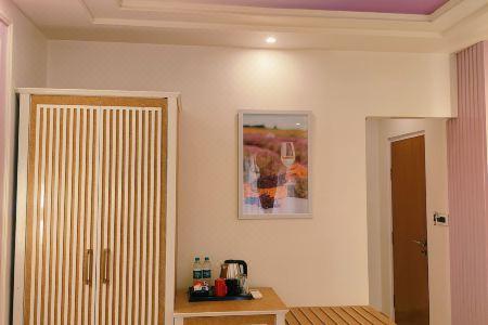 Sarang Palace - A Luxury Boutique - 111
