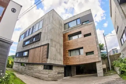 Niseko Central Houses and Apartments - 22