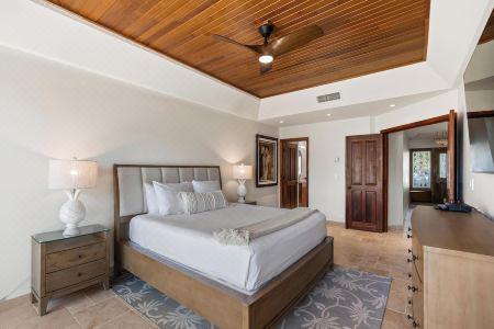 Puunoa - CoralTree Residence Collection - 38
