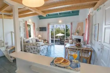 MELIKIRON LUXURY APARTMENTS - 24