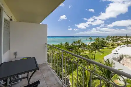 Waikiki Shore by OUTRIGGER - 95