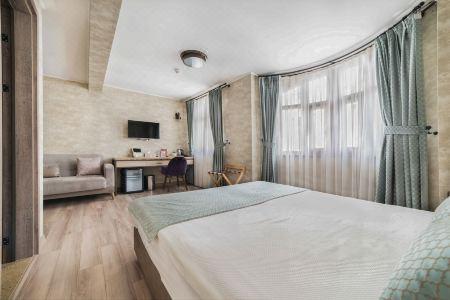 Castle Franco Suites - 36