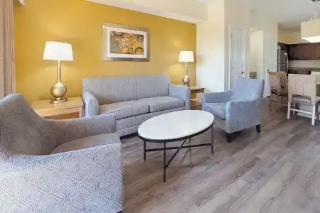 Floridays Orlando Two & Three Bed Rooms Condo Resort - 22