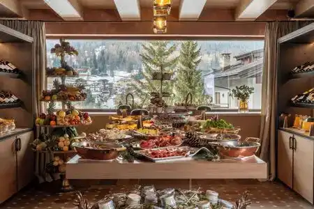 Eight Cortina - 6