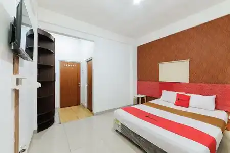 RedDoorz Plus near Cilandak Town Square 2 - 0