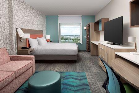 Home2 Suites by Hilton Miami Airport South Blue Lagoon - 44