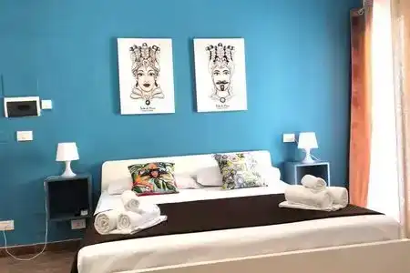A Due Passi Dal Centro sweet rooms - 1